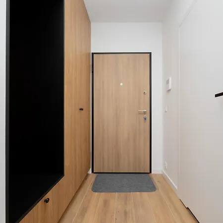 Nowoczesny Workspace Solipska Z Parkingiem By Renters *