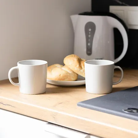 Nowoczesny Workspace Solipska Z Parkingiem By Renters